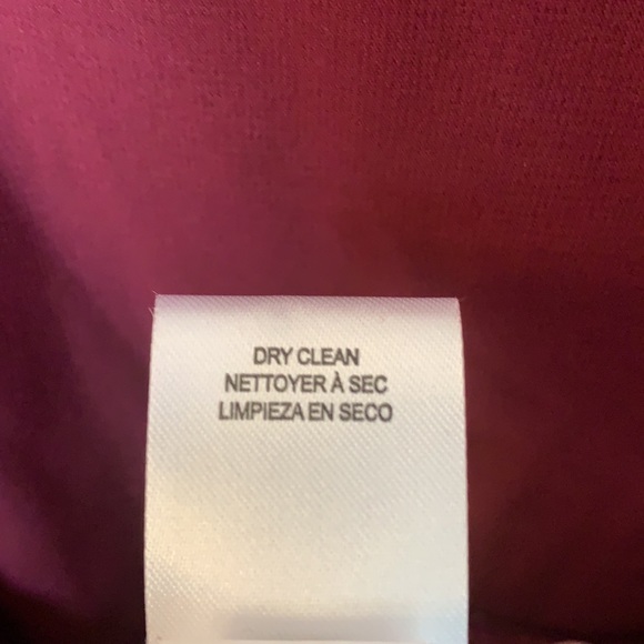 ♥️ Avec Les Filles Cropped Velvet Wine Jumpsuit ♥️ - Picture 10 of 10